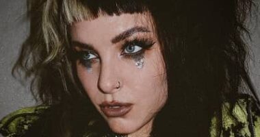 Bio, Age, Height, Net Worth, Facts, Nationality