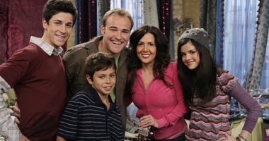 Selena Gomez (right) and David Henrie (left) are returning for a reboot of Wizards Of Waverly Place. Pictured (L-R): Henrie, Jake T. Austin (in front), David Deluise, Maria Canals-Barrera and Gomez - the show's Russo family