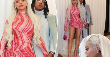 Beyoncé channels Barbie as she, Jay-Z attend LeBron James' star-studded birthday bash