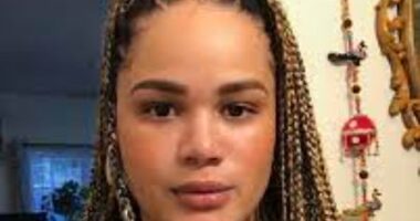 Cara Mia Wayans - Featured Biography