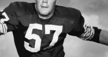 Cause Of Death Explore As Iconic NFL Player Dies At 81