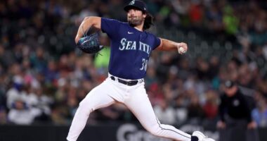 Clause in Robbie Ray's Contract Helped in Giants-Mariners Trade