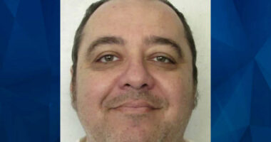 Determined Son of Kenneth Smith’s Victim, Elizabeth Sennett: My Mom ‘Got Her Justice’ After 1st U.S. Execution by Nitrogen Gas