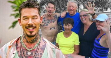 Does David Bromstad Have a Twin Brother?
