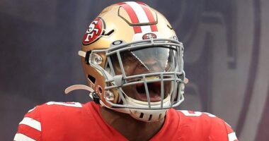 Dre Greenlaw, Jerry Rice Go Viral in 49ers' Win Over Packers