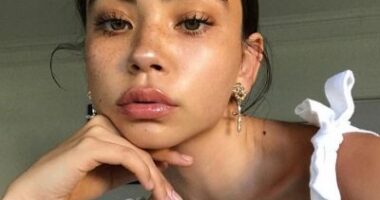 How Old Is She? Devin Booker New Girlfriend Rumors