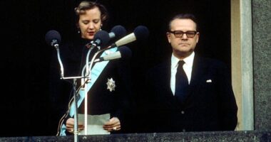 Archive photos show the young princess, then 31, stood at the balcony at Christiansborg Palace - just like her son did today - as the then-Prime Minister Jens Otto Krag proclaimed her Denmark's monarch