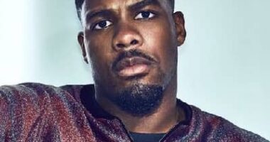 Mike Maignan - Bio, Age, Height, Net Worth, Facts, Nationality