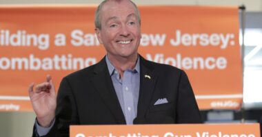 New Jersey: Hola and Adios, Muchachos