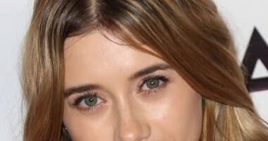 Olesya Rulin - Bio, Age, Height, Net Worth, Facts, Nationality