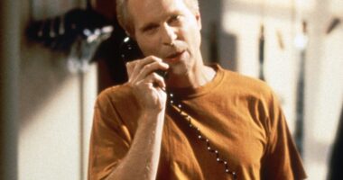 'Seinfeld' actor Peter Crombie is dead