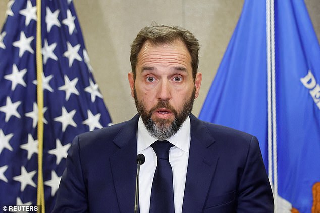 Special Counsel Jack Smith on Saturday urged a federal appeals court to reject former President Donald Trumps claim that he has presidential immunity against criminal charges