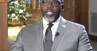 [VIDEO] Democrat Mayor Makes Reference To Confederate President Regarding Treatment Of Migrants At Border