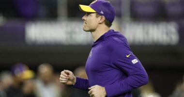 Vikings Trade Pitch Nets Bears QB Justin Fields for 1st-Round Pick