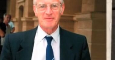 Where Is Dr Colin Manock Now? Wiki, Address, Wife