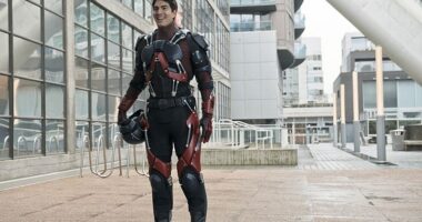 5 Times ‘The Flash’ Gave a Nod to Classic DC Heroes