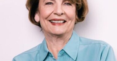 9 Things You Didn't Know About Louanne Stephens- Bio, Age, Net Worth