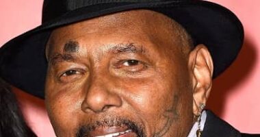 Aaron Neville - Bio, Age, Height, Net Worth, Facts, Nationality