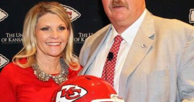 Are They Really Expecting A Child? Family Details