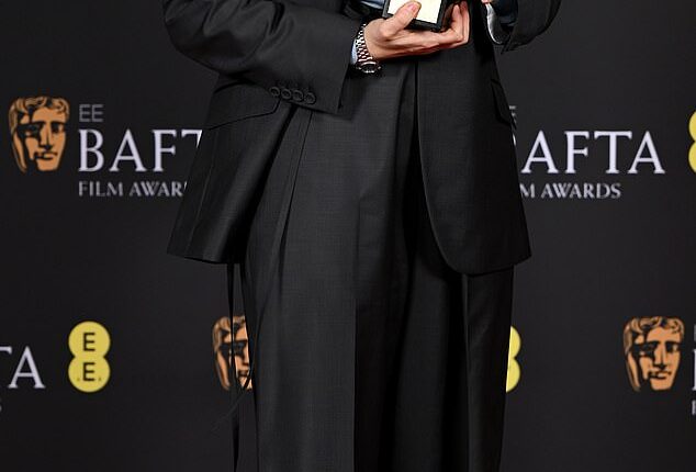 Samantha Morton accepted the British film academy's highest honour - the Bafta fellowship - and dedicated it to children in care at the ceremony in London's Royal Festival Hall on Sunday