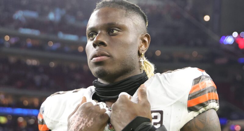 Browns Star David Njoku Rips Micah Parsons for 3-Word Message