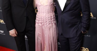 Yorgos Lanthimos, Emma Stone and Mark Ruffalo had a 'Poort Things' reunion