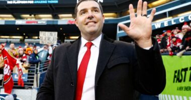 Celebrity Net Worth logo