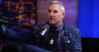 Grant Cardone: “There Are Gonna Be 100 Bank Failures In This Country…”