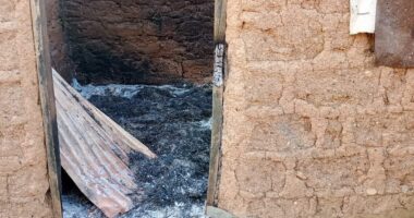 Gunmen kill four, raze houses in fresh plateau attack