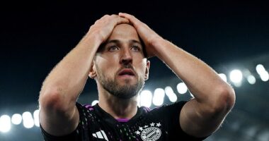 Harry Kane has urged Bayern Munich 'to keep fighting' after a disastrous few days for the club