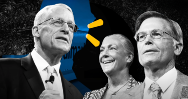 Insider’s Selling (Part 2): Walton Family Cashes Out of Wal-Mart!