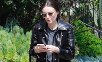 Is Rooney Mara Pregnant? Who is Rooney Mara?