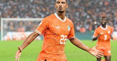Sebastien Haller's unusual volley proved to difference for Ivory Coast against DR Congo