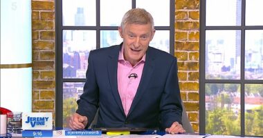 Jeremy Vine paid an emotional tribute to legendary DJ's Steve Wright on Wednesday morning following his death at the age of 69