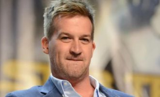Kenneth Mitchell Height, Weight, Net Worth, Age, Birthday, Wikipedia, Who, Instagram, Biography
