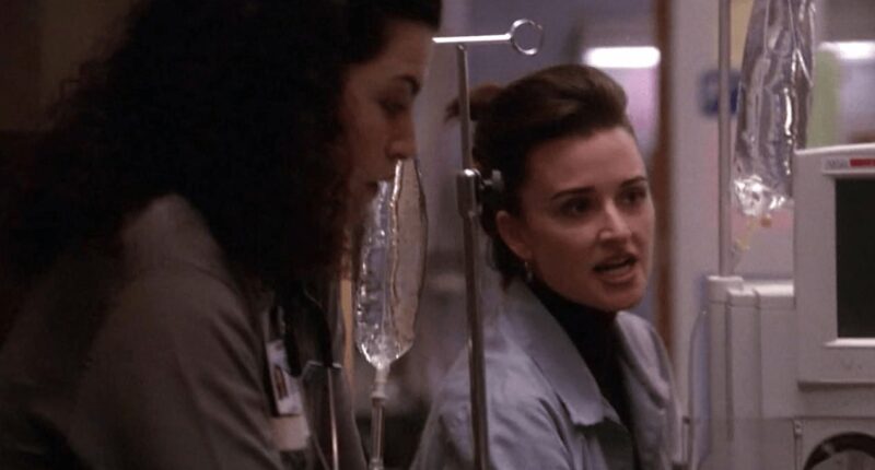 Kyle Richards & 9 Other TV Stars Who Defined the 90s