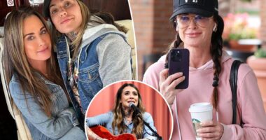 Kyle Richards sits front row during Morgan Wade concert after clarifying friendship status