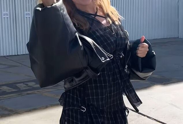 Kylie Minogue strutted her stuff as she danced along to Bon Jovi's Livin' On A Prayer in a video she shared on Friday