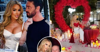 Lisa Hochstein's boyfriend surprises her with V-Day display