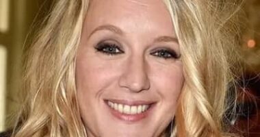 Ludivine Sagnier - Bio, Age, Height, Net Worth, Facts, Nationality