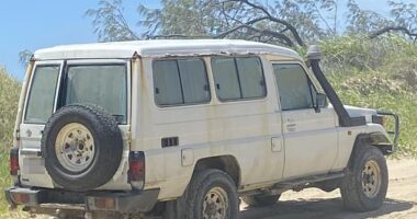 Police were called to Mackay Harbour after a man's body was discovered in an abandoned LandCruiser (pictured) on Saturday afternoon