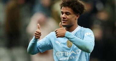 Oscar Bobb is set to sign a new long-term deal with Manchester City
