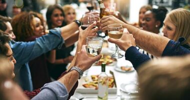 A man  a Reddit post on February 12 where he wrote that the food at a 40th birthday celebrate cost '$540 per person.'