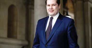 Senior Conservative MP and former Housing Secretary Robert Jenrick has written in The Mail on Sunday stamp duty should be cut