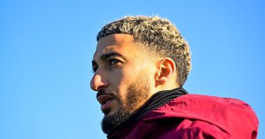 Said Benrahma 's move to Lyon has collapsed after West Ham failed to fill in the Transfer Matching System form correctly before the deadline