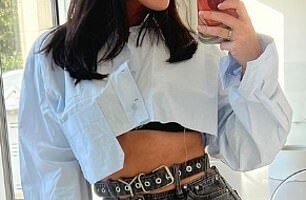 Samantha Tarkowski has discussed her struggles with body image expectation while dating a footballer