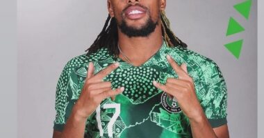 Super Eagles stars rally round Alex Iwobi in solidarity against Cyberbullying