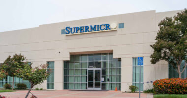 Super Micro board member buys over $1 million in stock after 600% yearly surge