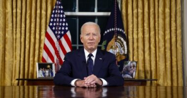 The Incredible Shrinking President – RedState