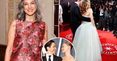 Vanity Fair's 30th Oscar party invitations have been sent out